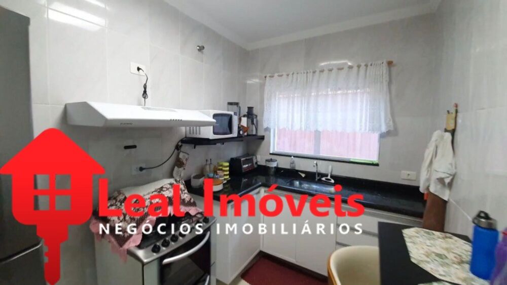 Casa à venda com 4 quartos - Foto 2