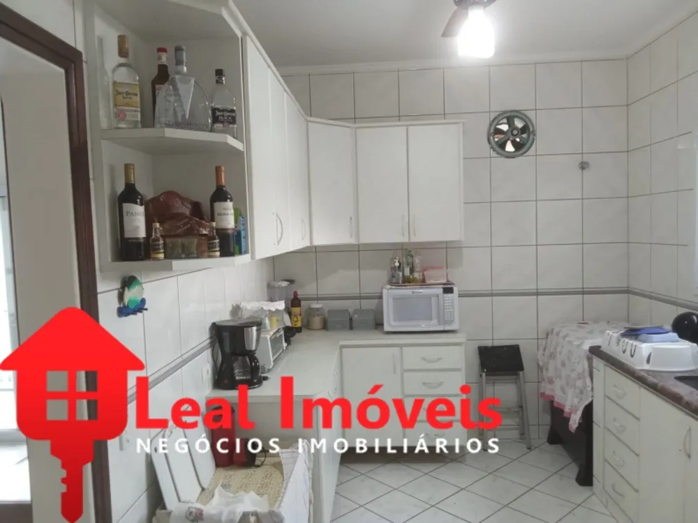 Casa, 7 quartos - Foto 2