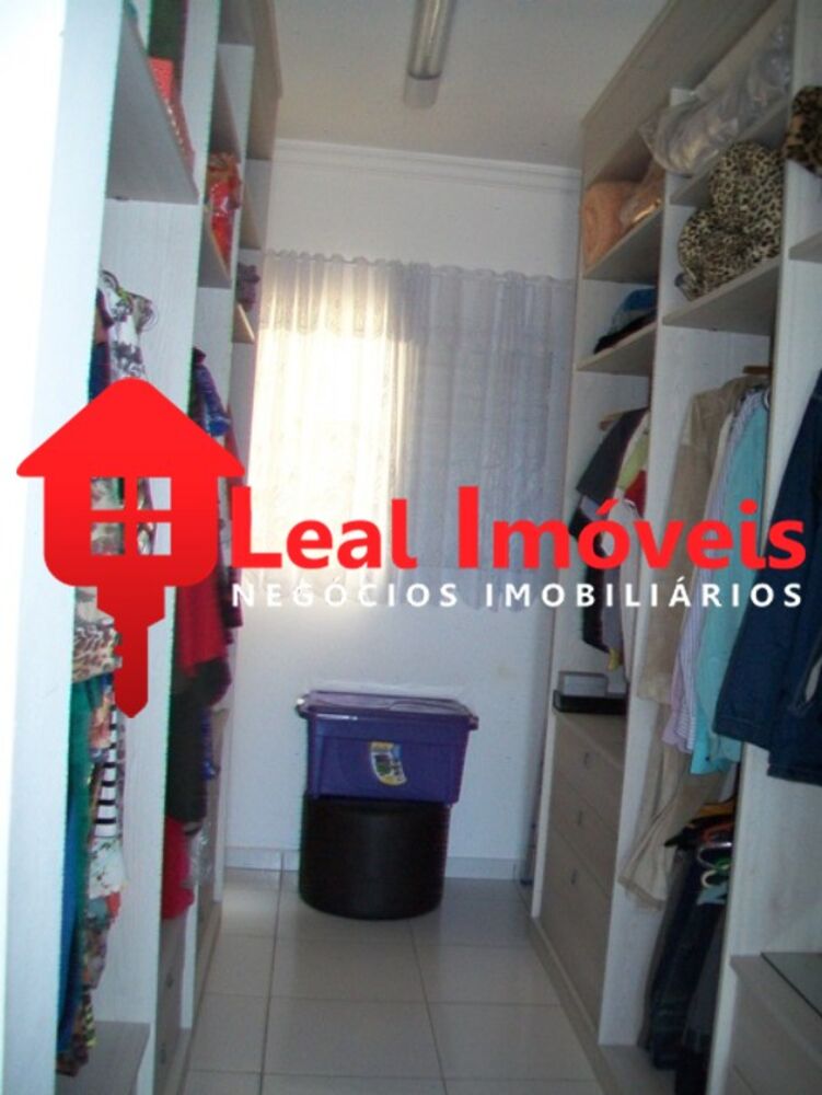 Apartamento à venda com 3 quartos, 10m² - Foto 12