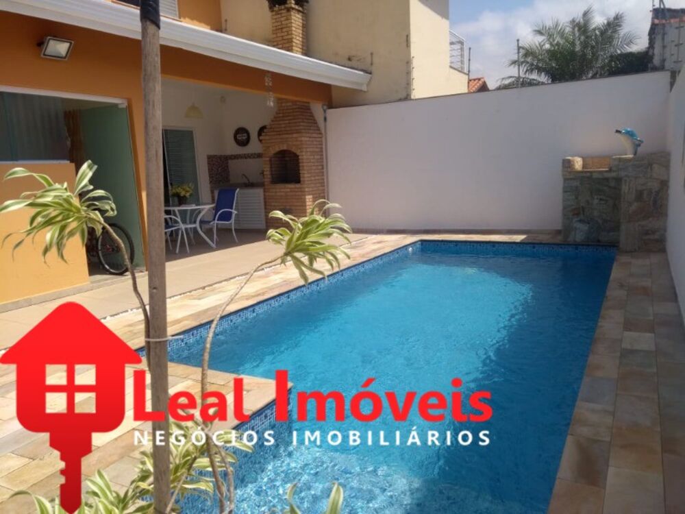 Casa, 3 quartos - Foto 1
