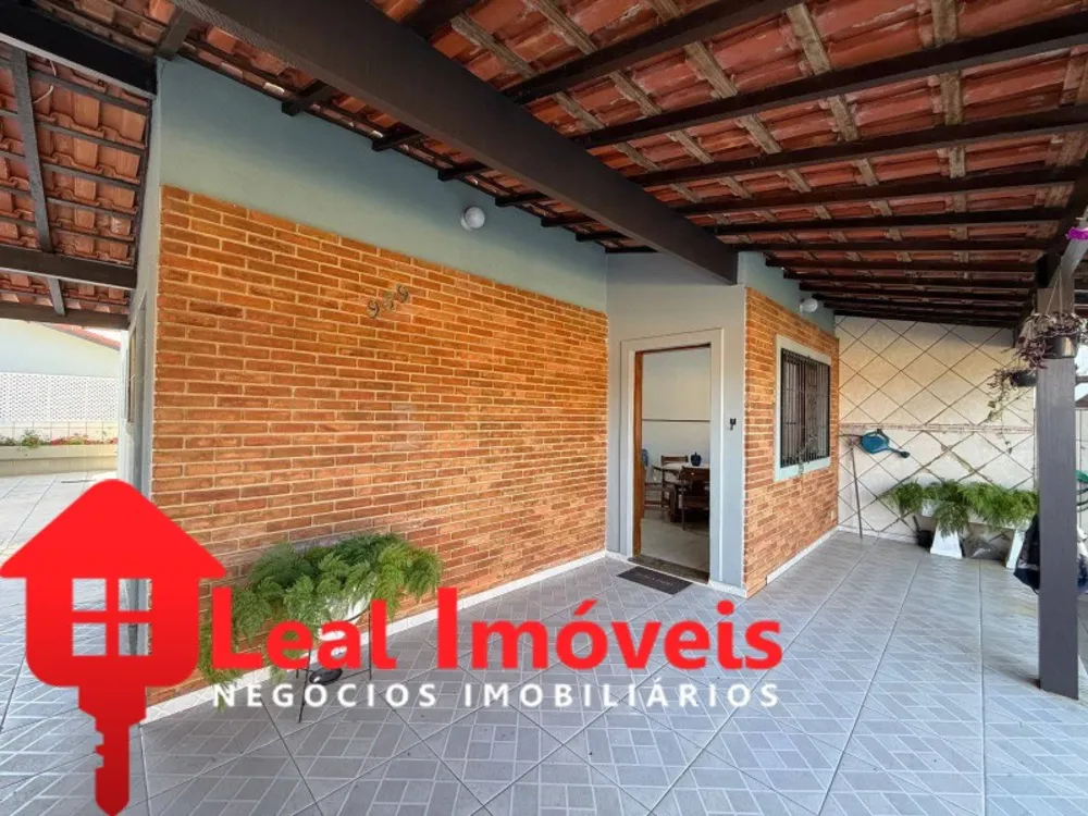 Casa, 3 quartos - Foto 2