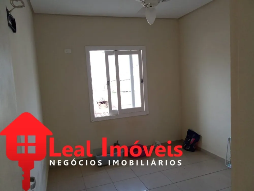 Casa, 3 quartos, 10 m² - Foto 2