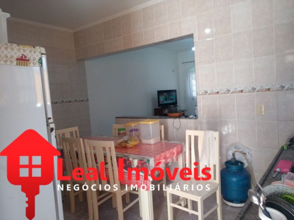 Casa à venda com 2 quartos - Foto 4