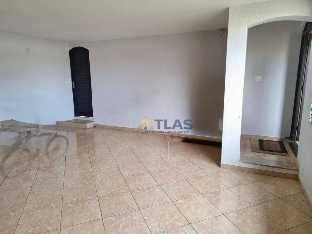 Casa, 4 quartos, 170 m² - Foto 2