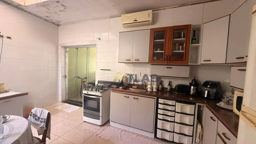 Casa, 3 quartos, 214 m² - Foto 6