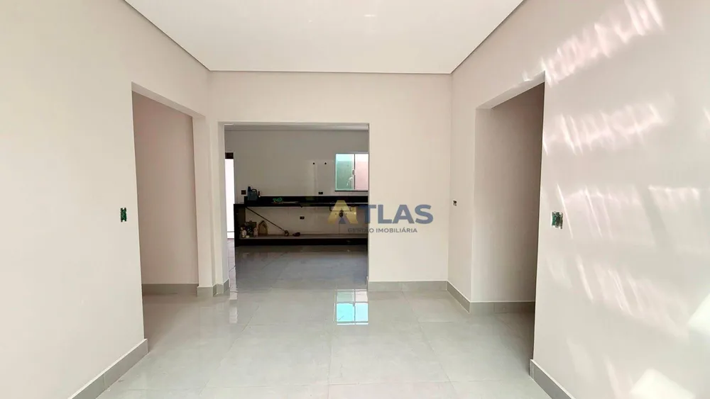 Casa, 3 quartos, 181 m² - Foto 2