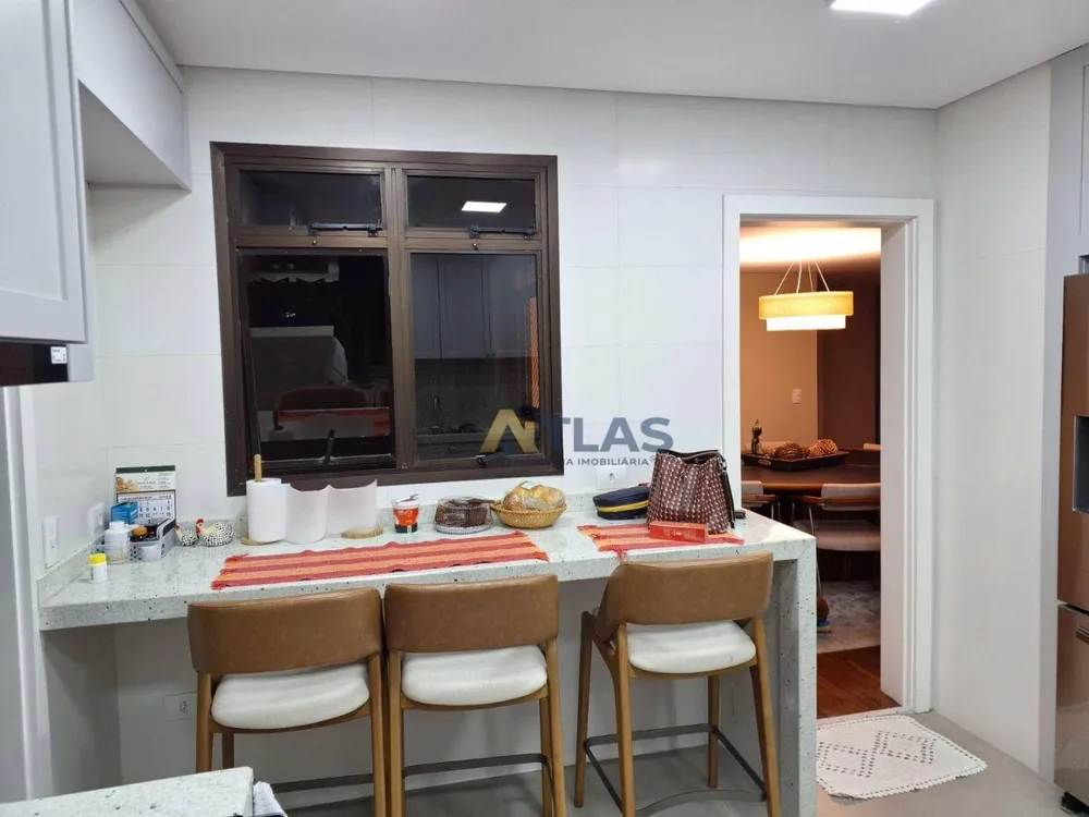 Apartamento, 4 quartos, 243 m² - Foto 10