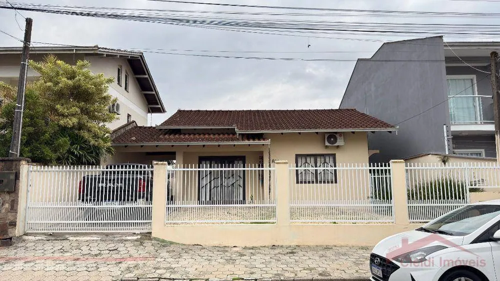 Casa, 2 quartos, 360 m² - Foto 1