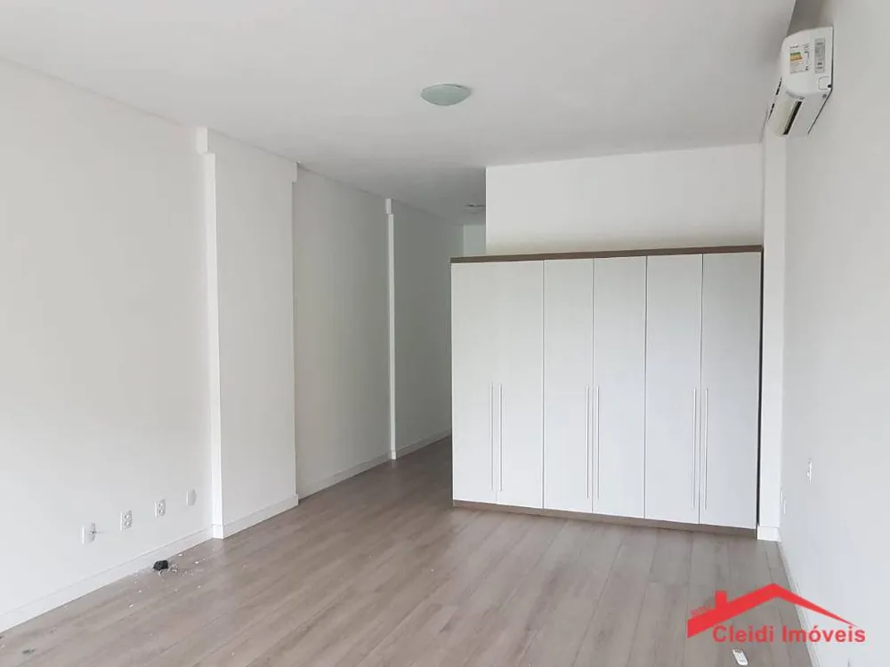 Apartamento, 1 quarto, 100 m² - Foto 1
