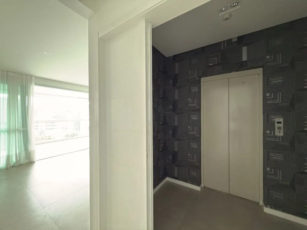 Apartamento, 4 quartos, 231 m² - Foto 2
