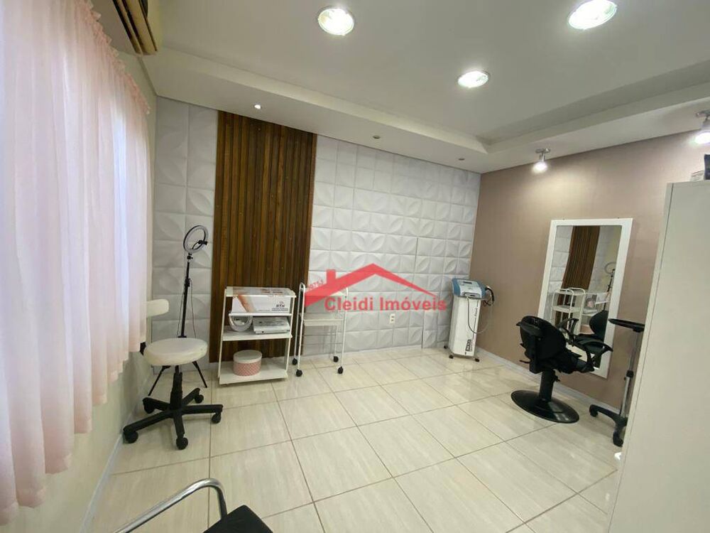Casa, 2 quartos, 230 m² - Foto 4