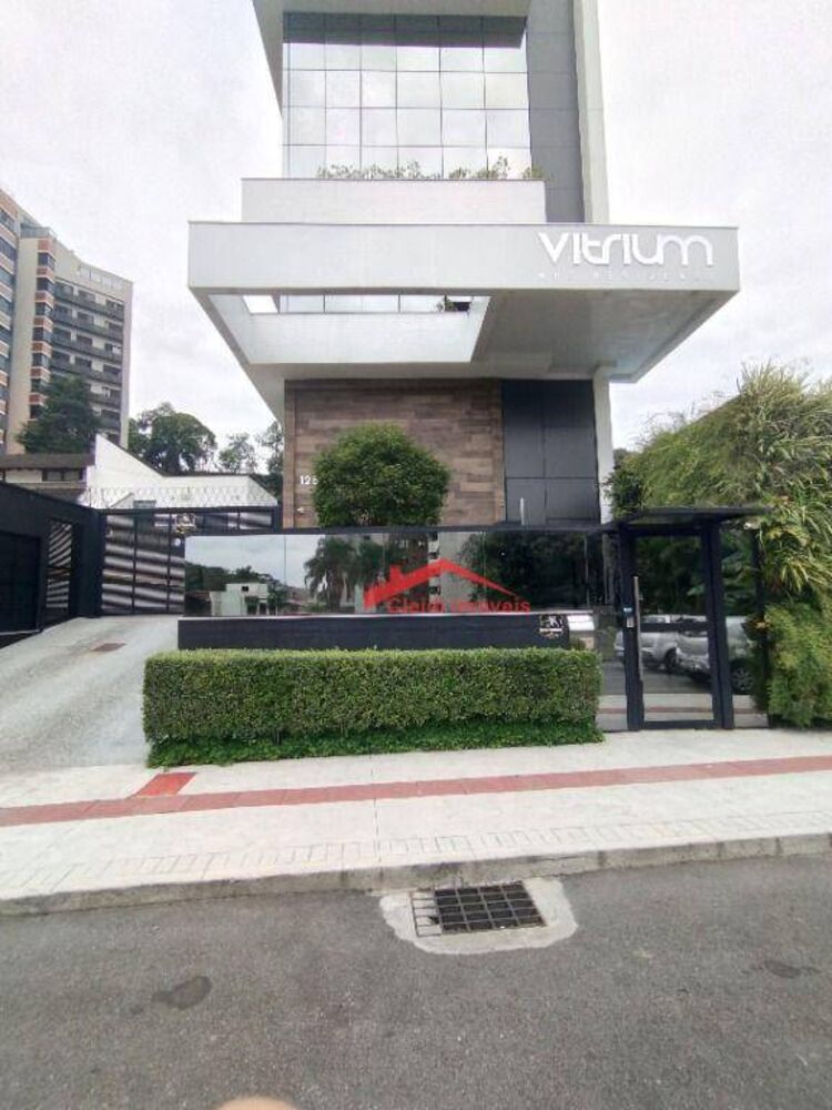 Apartamento à venda com 4 quartos, 276m² - Foto 1