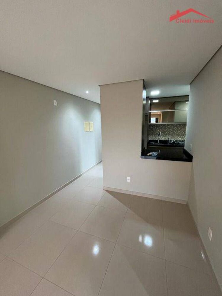 Apartamento para alugar com 2 quartos, 61m² - Foto 2