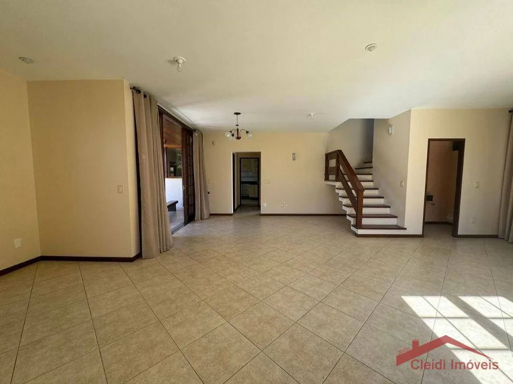 Casa, 3 quartos, 280 m² - Foto 9