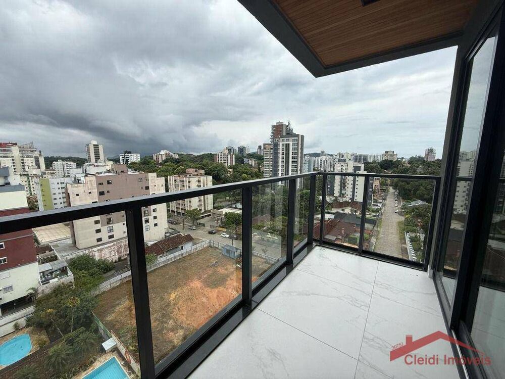 Apartamento para alugar com 3 quartos, 127m² - Foto 2