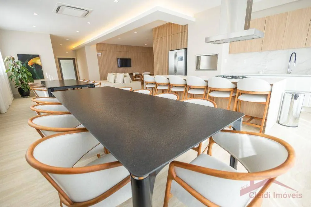 Apartamento, 4 quartos, 202 m² - Foto 5