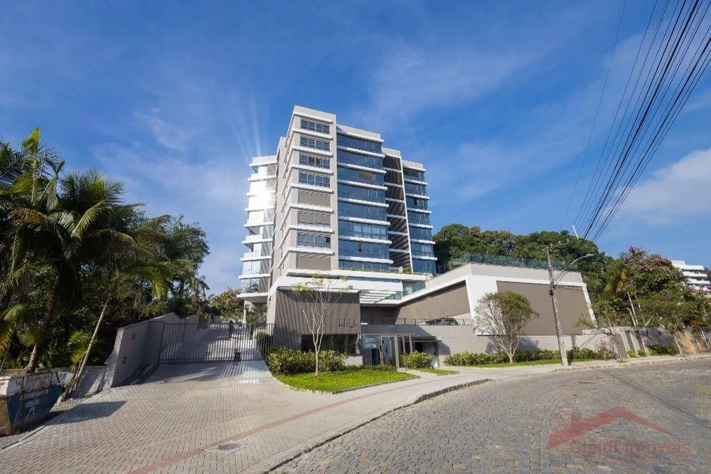 Apartamento, 4 quartos, 202 m² - Foto 1
