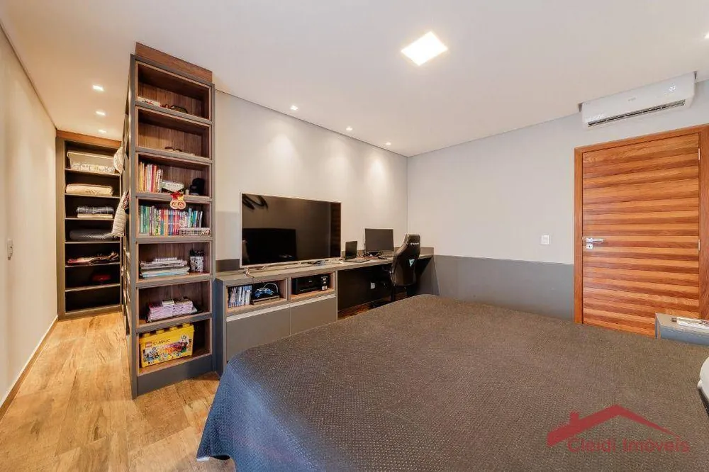Casa, 4 quartos, 235 m² - Foto 8