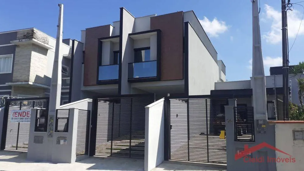 Casa, 3 quartos, 122 m² - Foto 1