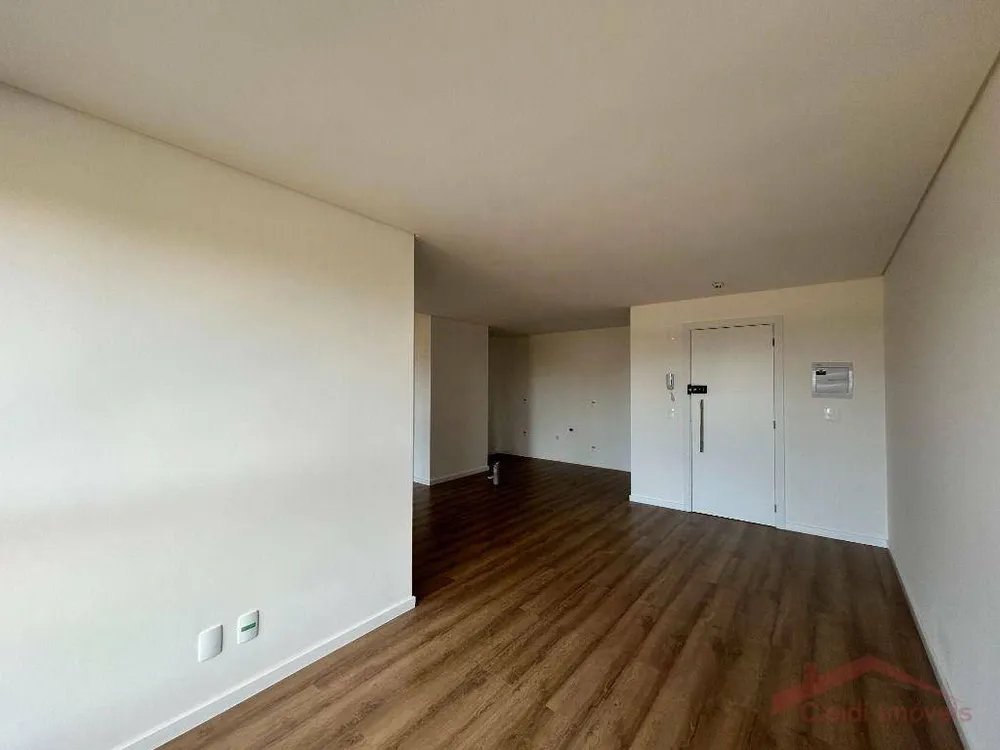 Apartamento, 3 quartos, 77 m² - Foto 2