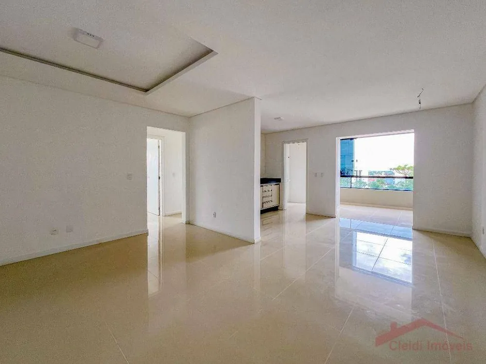 Apartamento, 3 quartos, 130 m² - Foto 2