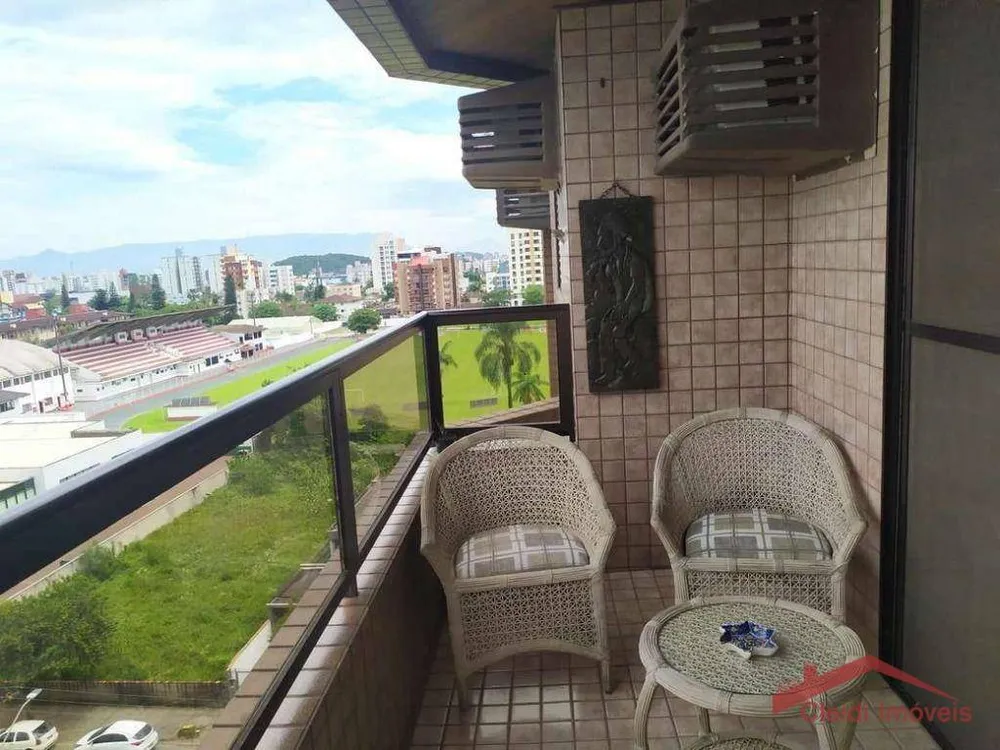 Apartamento, 4 quartos, 191 m² - Foto 11