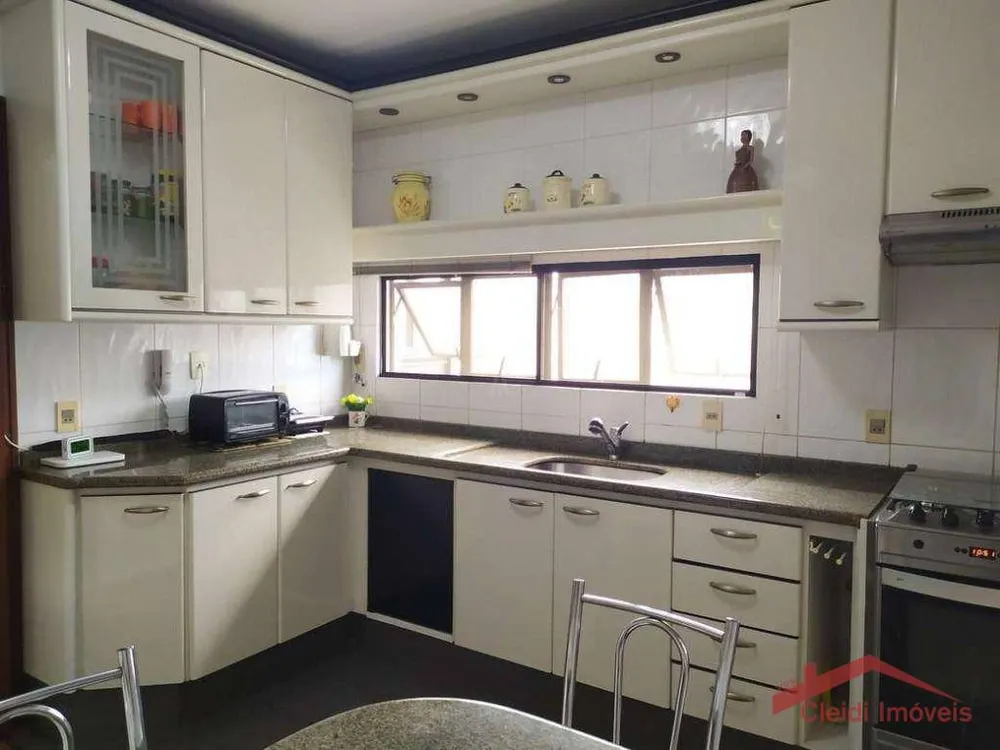 Apartamento, 4 quartos, 191 m² - Foto 7