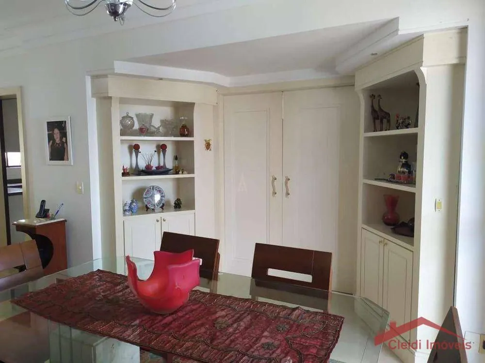 Apartamento, 4 quartos, 191 m² - Foto 9