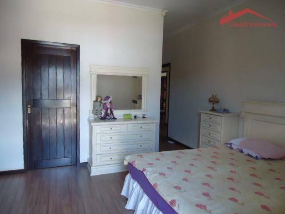Casa à venda com 2 quartos, 250m² - Foto 16