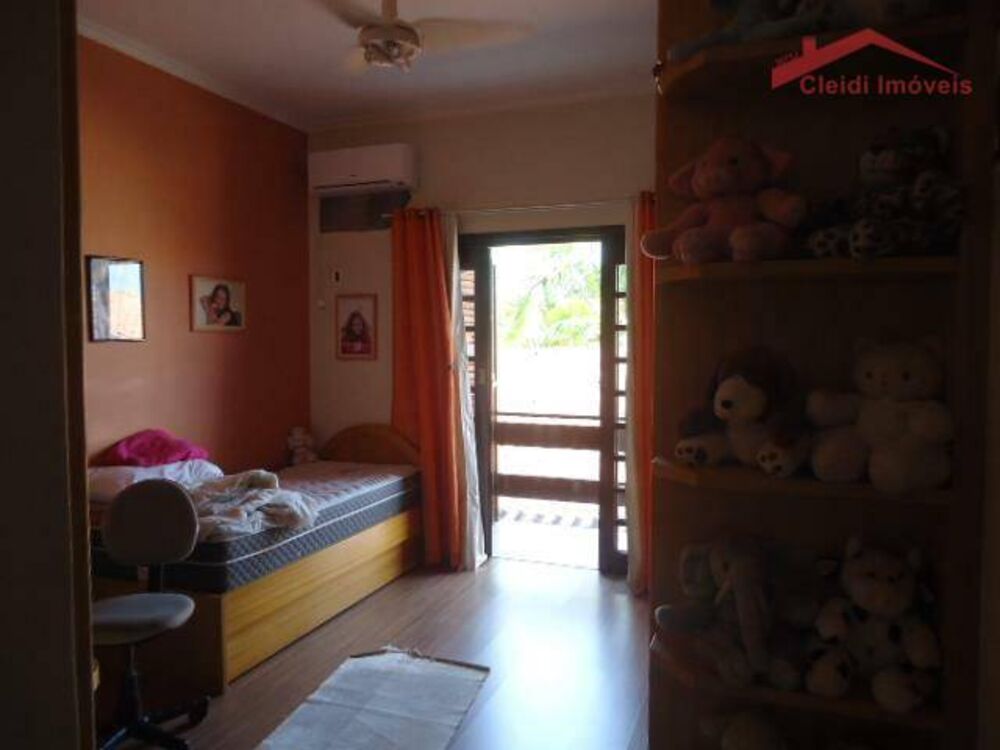 Casa à venda com 2 quartos, 250m² - Foto 20