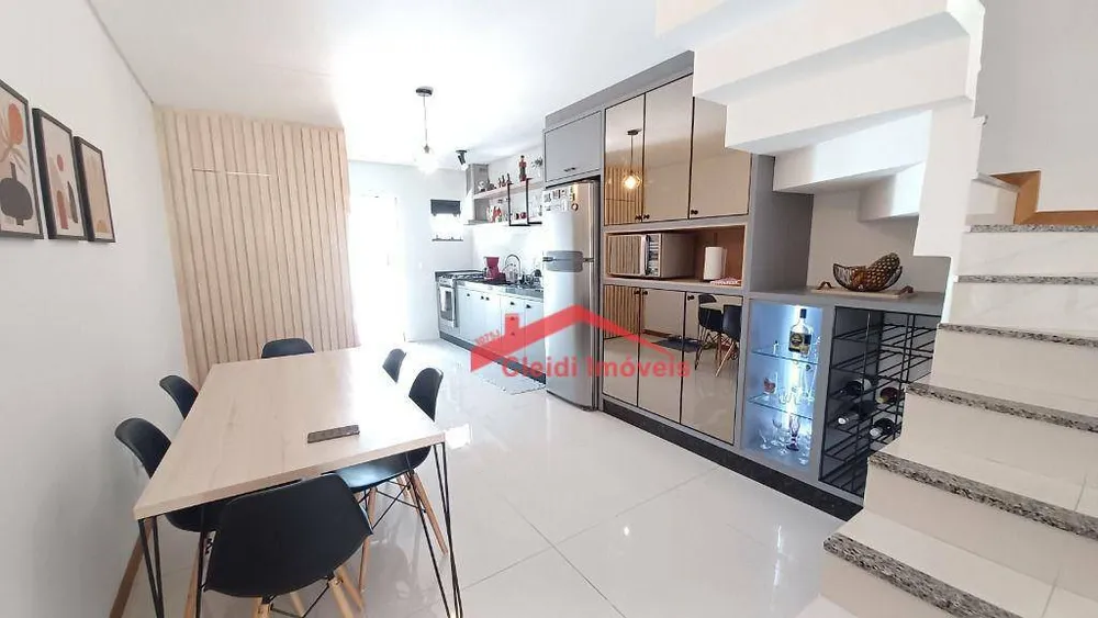 Sobrado, 3 quartos, 83 m² - Foto 1