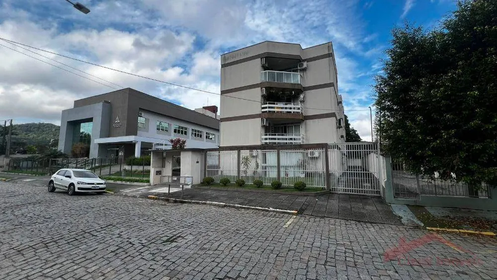 Apartamento, 3 quartos, 105 m² - Foto 1