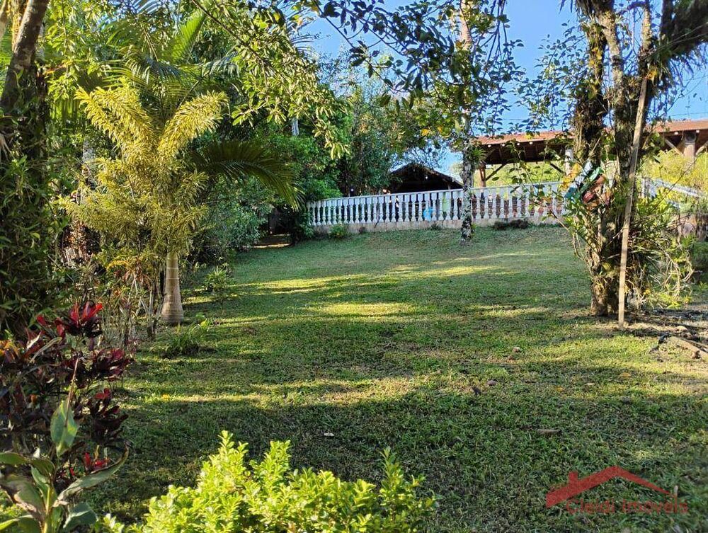 Casa para alugar com 2 quartos, 63m² - Foto 2