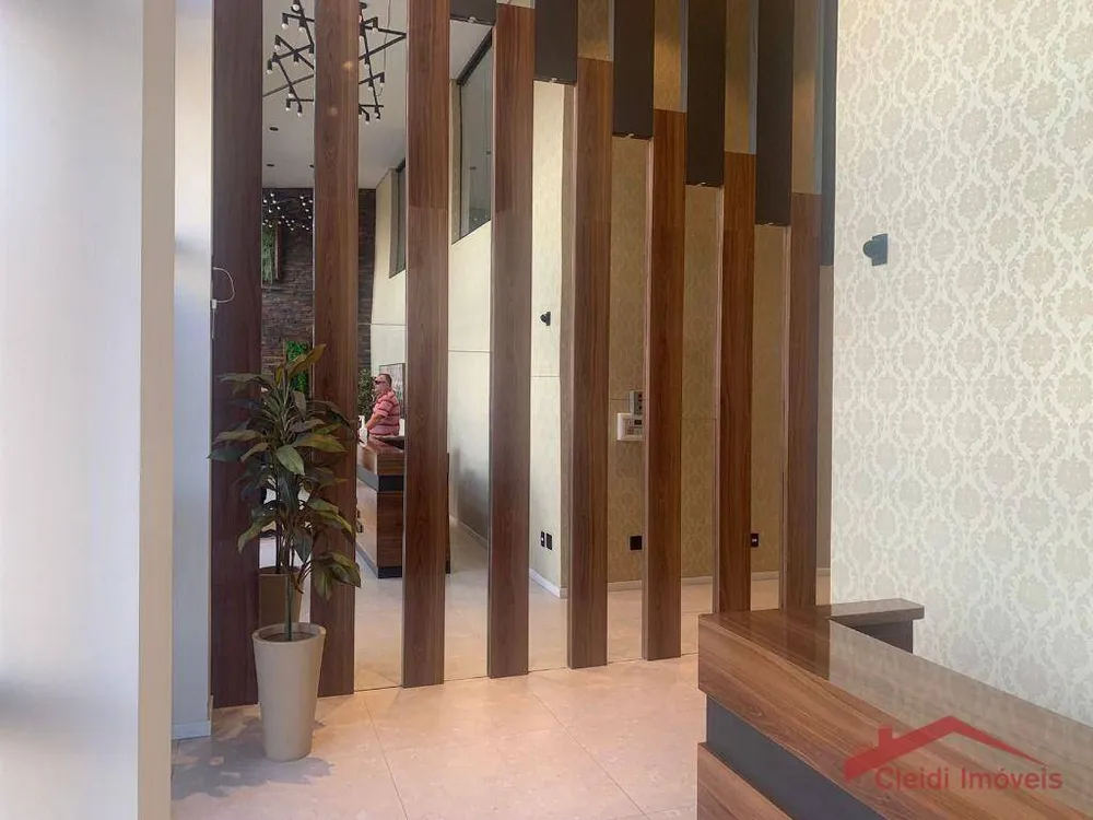 Apartamento, 3 quartos, 156 m² - Foto 2