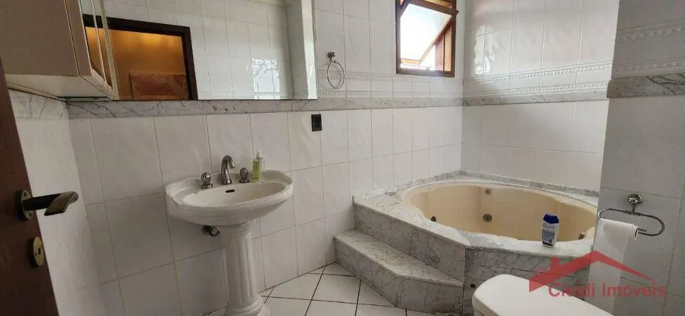 Casa, 4 quartos, 288 m² - Foto 6