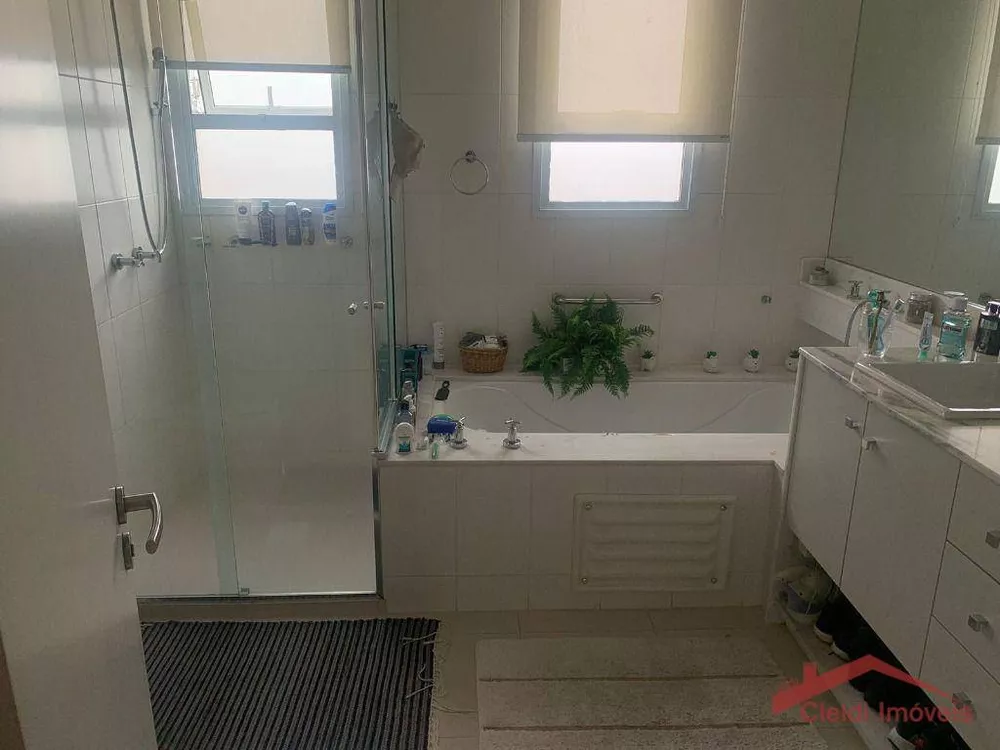 Apartamento à venda com 4 quartos, 267m² - Foto 6