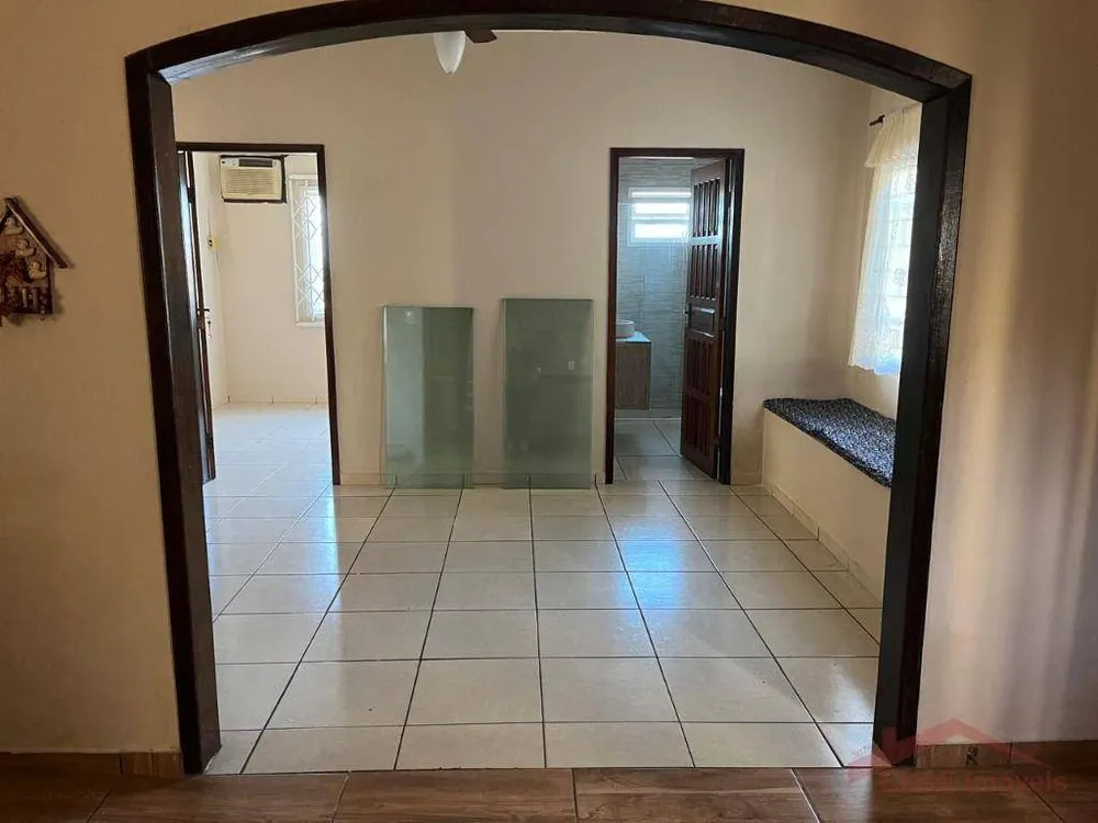 Casa, 3 quartos, 181 m² - Foto 2