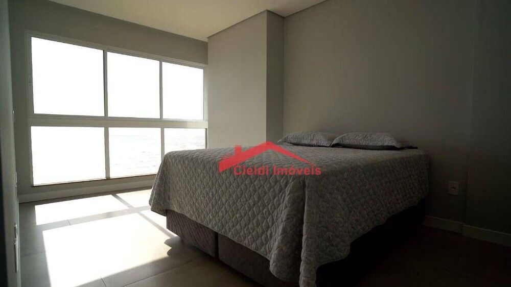 Apartamento à venda com 4 quartos, 186m² - Foto 6