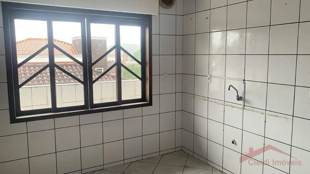 Apartamento, 3 quartos, 210 m² - Foto 1