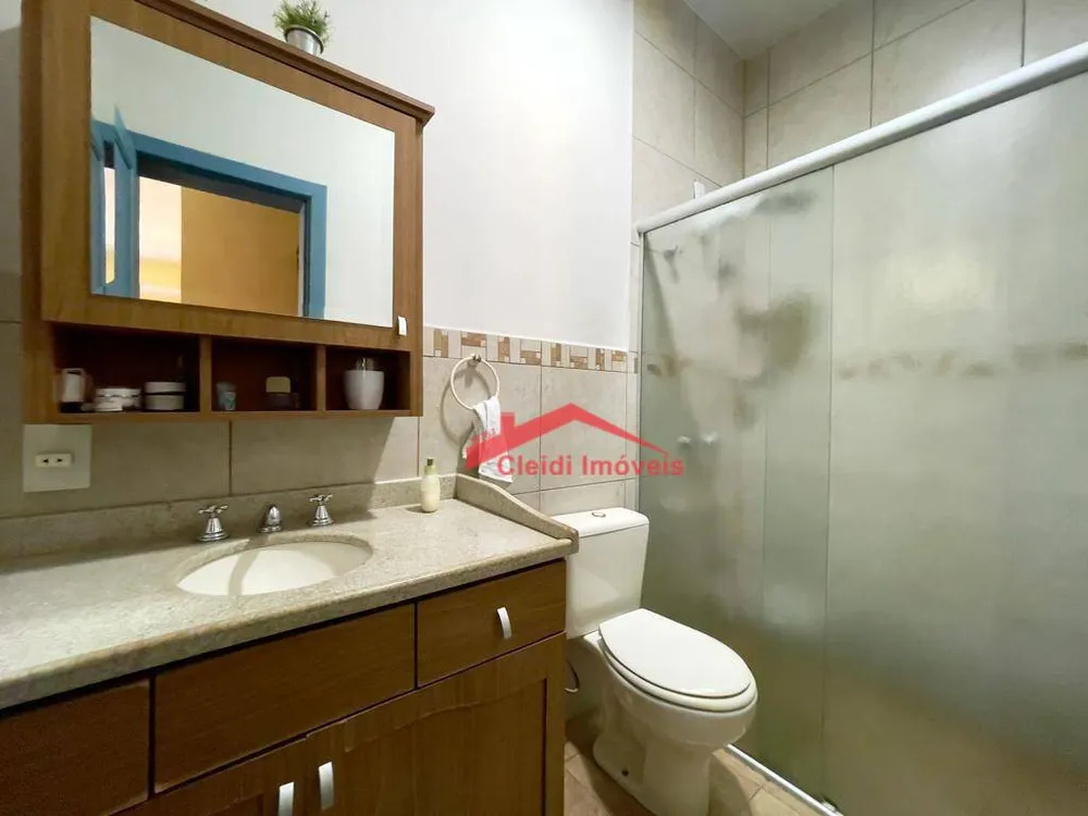 Casa, 3 quartos, 200 m² - Foto 4