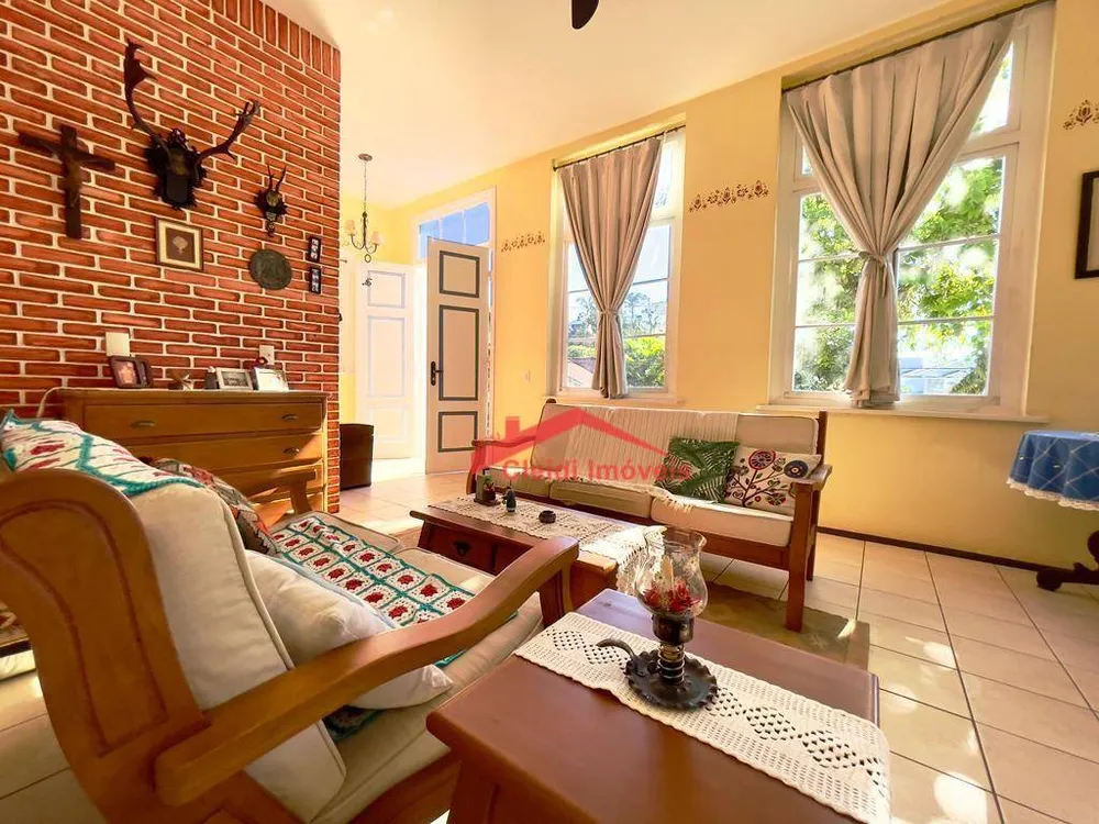 Casa, 3 quartos, 200 m² - Foto 6