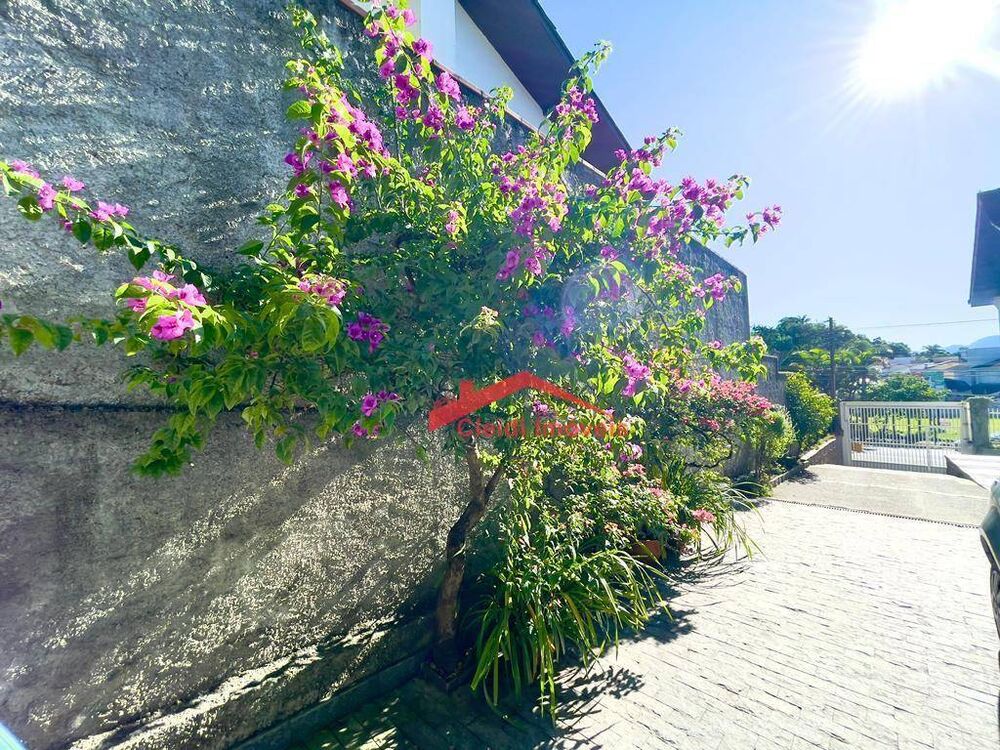 Casa, 3 quartos, 200 m² - Foto 4