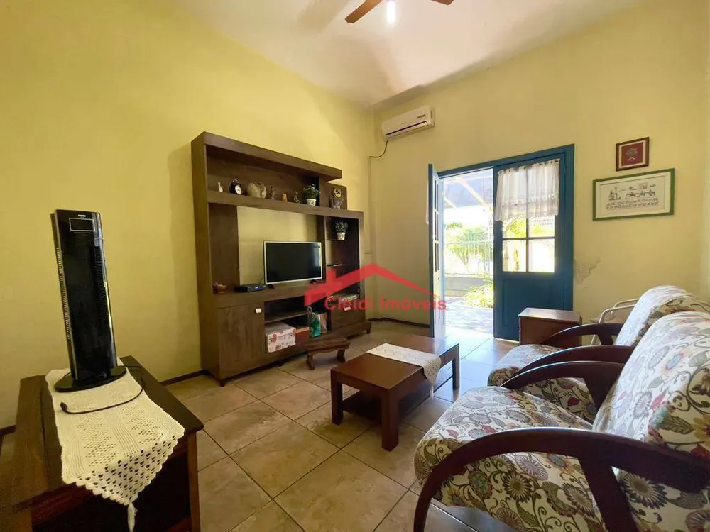 Casa, 3 quartos, 200 m² - Foto 8