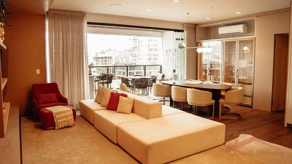 Apartamento, 3 quartos, 172 m² - Foto 2
