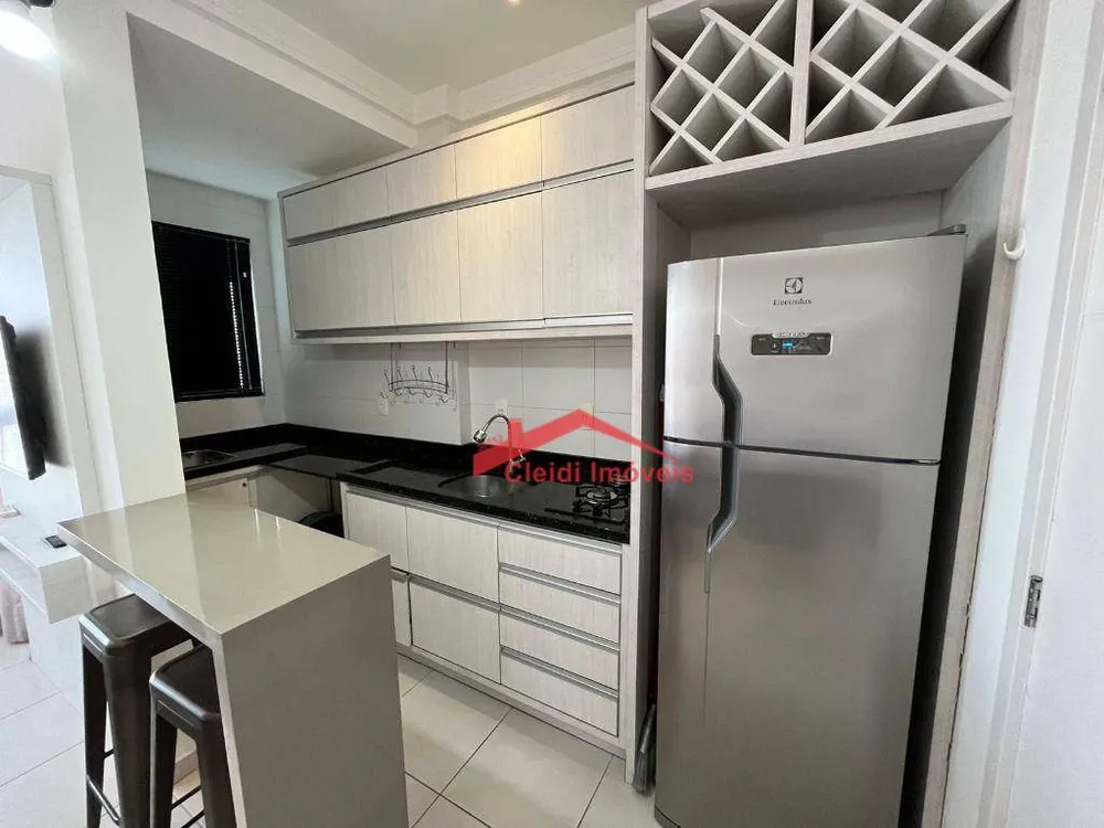 Apartamento, 1 quarto, 28 m² - Foto 2