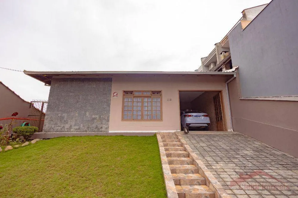 Casa, 3 quartos, 126 m² - Foto 1