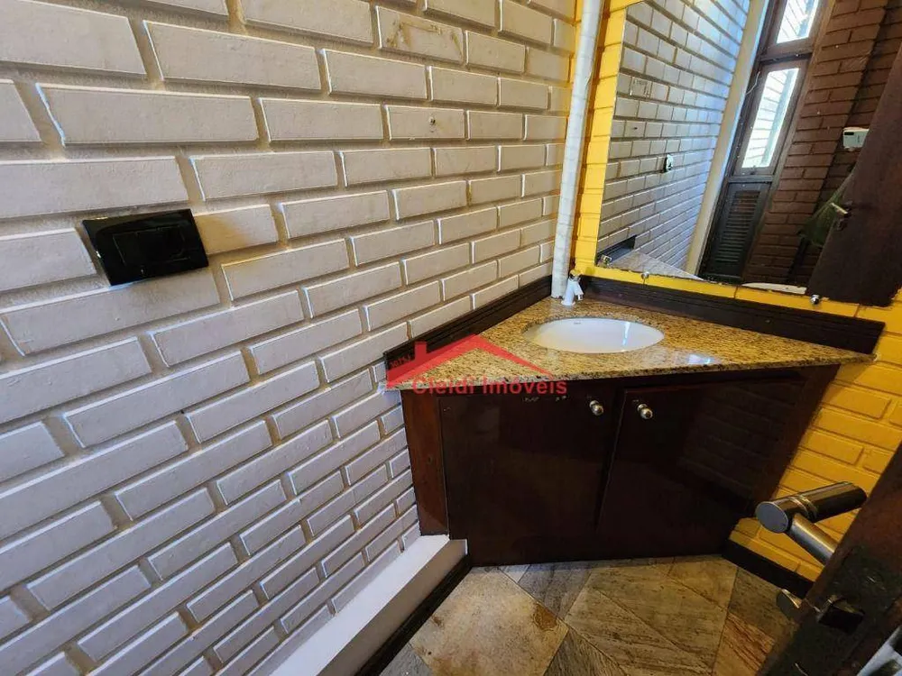 Casa, 3 quartos, 269 m² - Foto 13