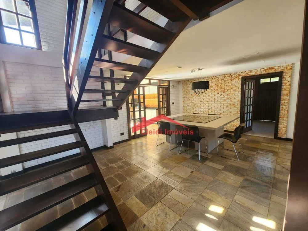 Casa, 3 quartos, 269 m² - Foto 7