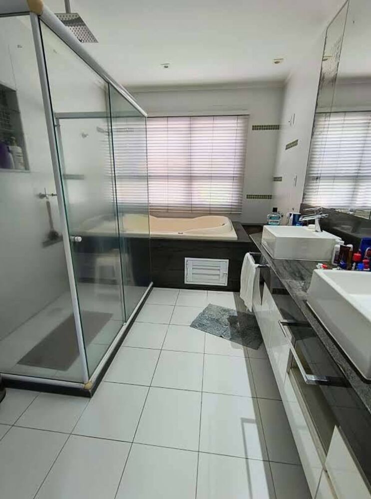 Casa à venda com 4 quartos, 295m² - Foto 8