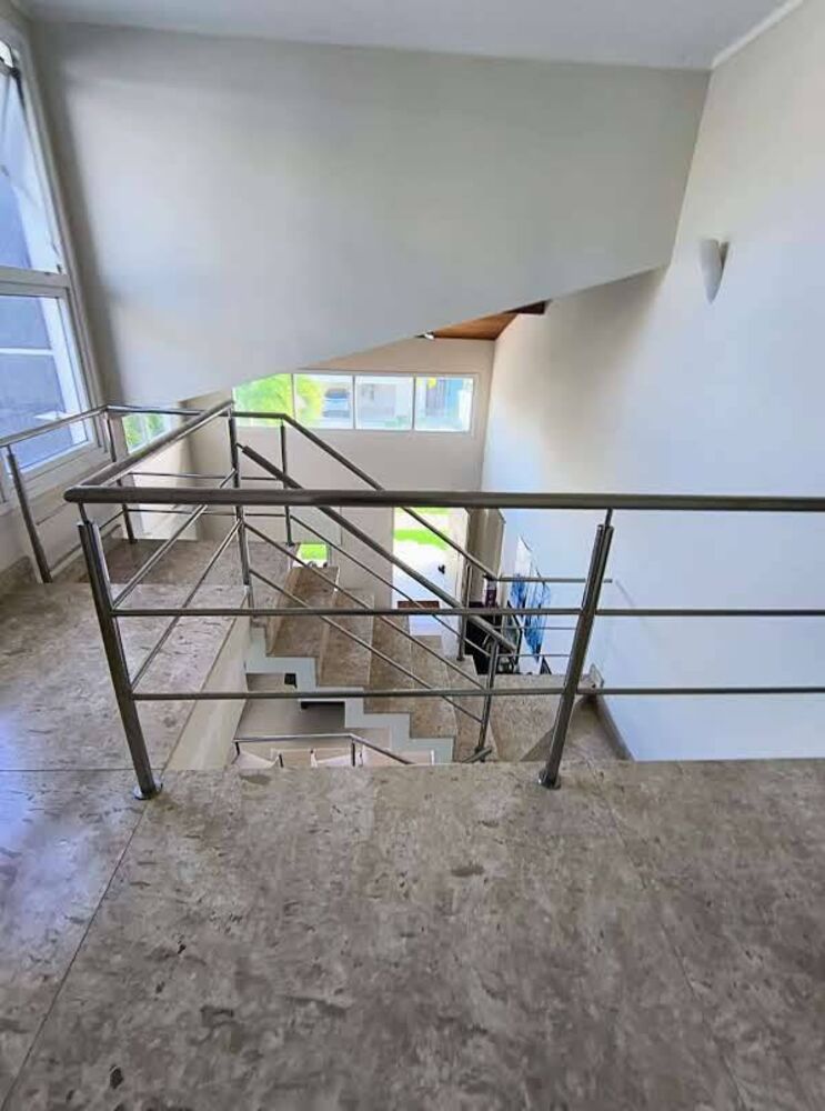 Casa à venda com 4 quartos, 295m² - Foto 4